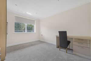 Bedroom- click for photo gallery